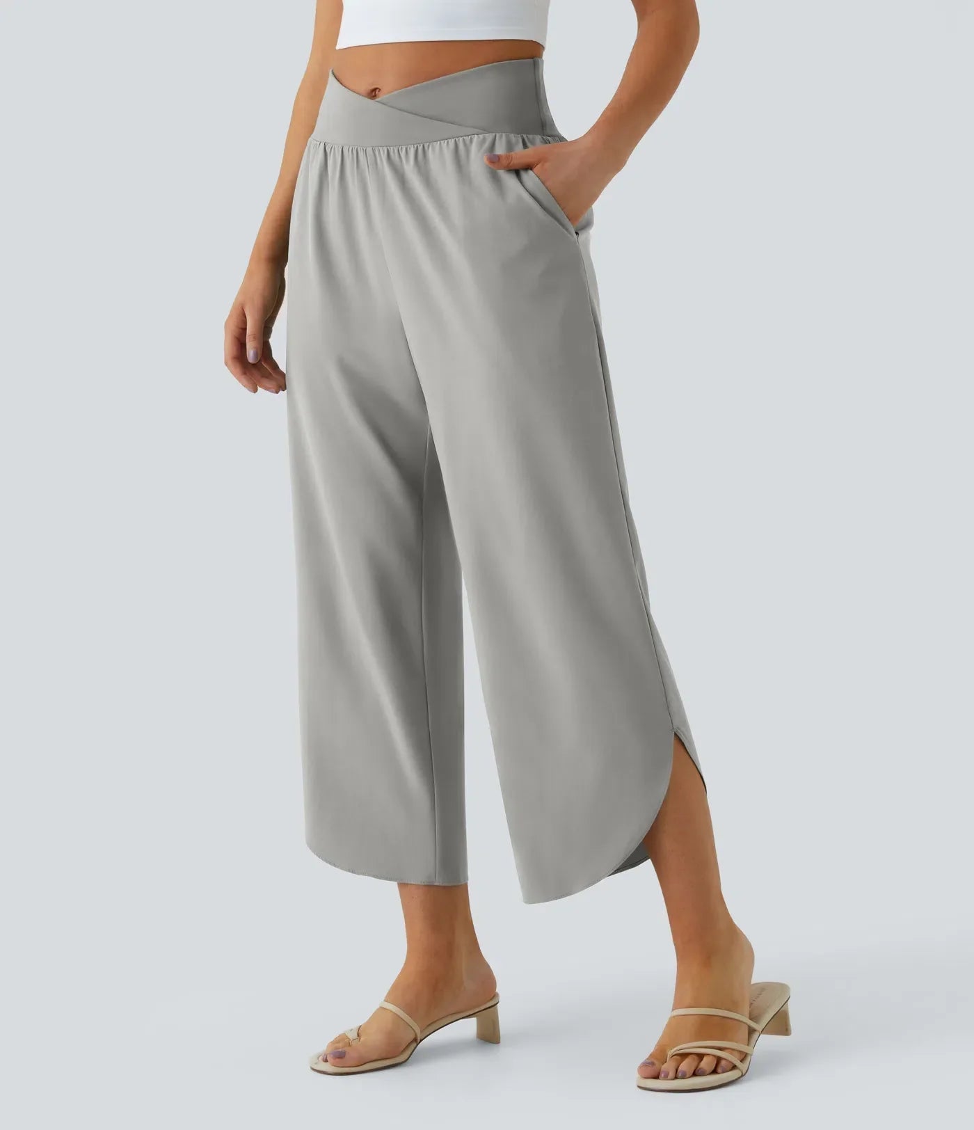 High-Waisted Trousers With Side Pockets